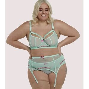 FELICITY HAYWARD LONGLINE SELF LOVE CURVE BRA GARTER BELT MINT LINGERIE SET